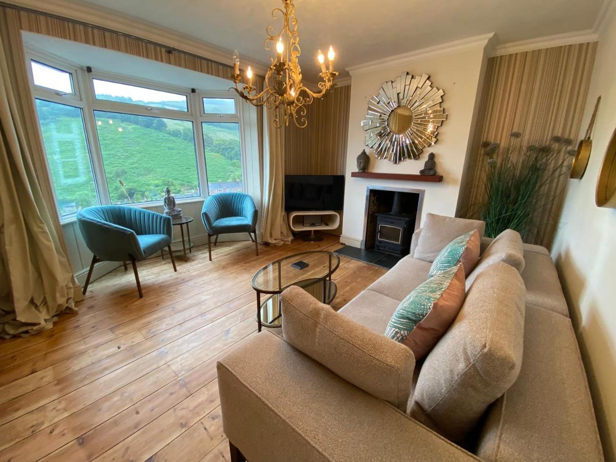 Beautiful 5 Bedroom, Amazing Water & Valley Views Dartmouth Exterior foto