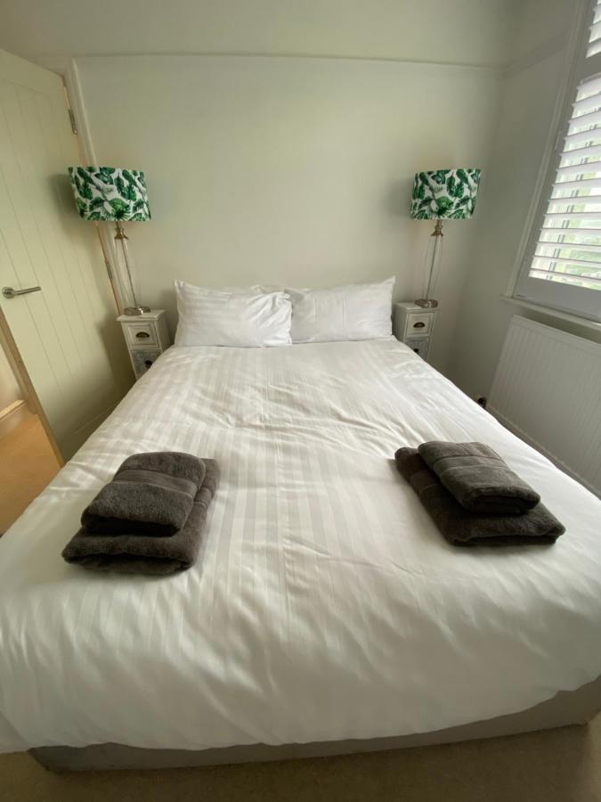 Beautiful 5 Bedroom, Amazing Water & Valley Views Dartmouth Exterior foto